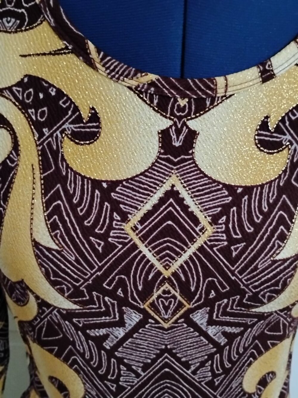 NWT LuLaRoe Debbie Burgundy Metallic Gold Swirl Pencil Dress - Picture 3 of 6